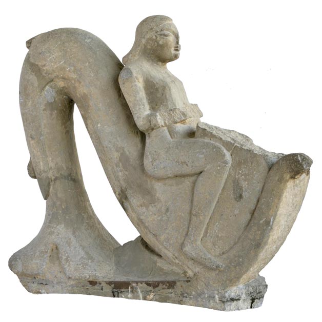 Cavaliere su ippocampo, statua funeraria, nenfro, 550-540 a.C. Vulci, necropoli in loc. Poggio Maremma, tomba a camera. Sala 1